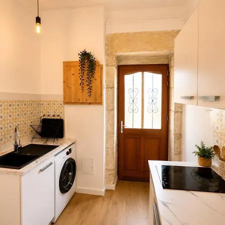 Le Cosy Nimois - Chic Appartement *